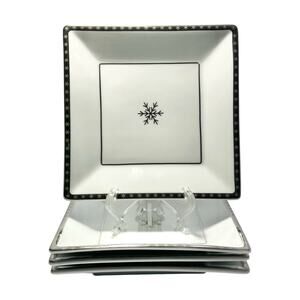 Target “Arctic Solstice Snowflake” 4 Porcelain Square Dessert Plates 6 1/4”